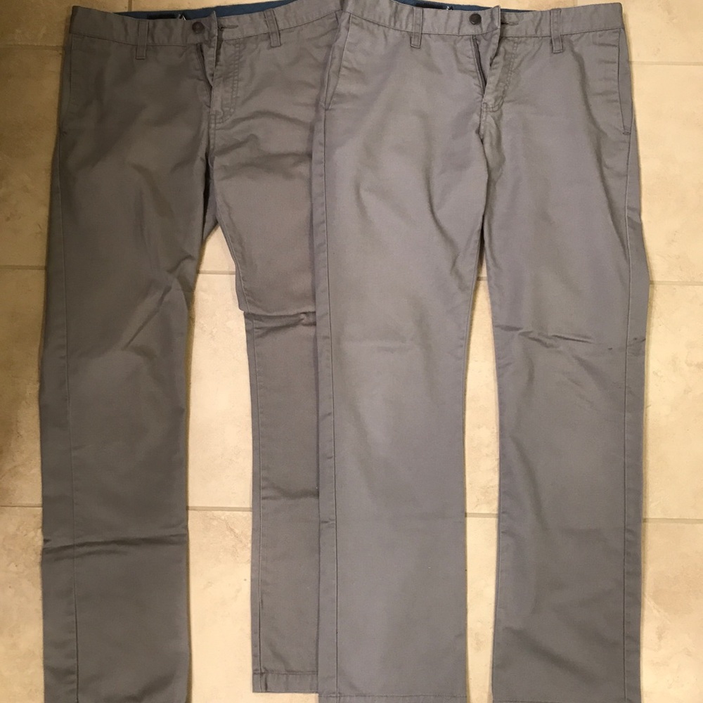 Men’s Volcom Gray Pants size 30, 2 pants